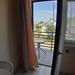 Minibali